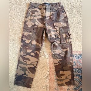 Abercrombie & Fitch Men's Loose Camouflage Cargo Pants